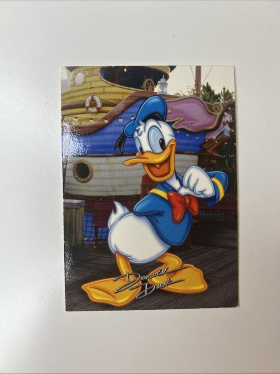 Disney Other - 2001 Disney World Signature Series 1 Donald Duck Ultra Rare Holo Card